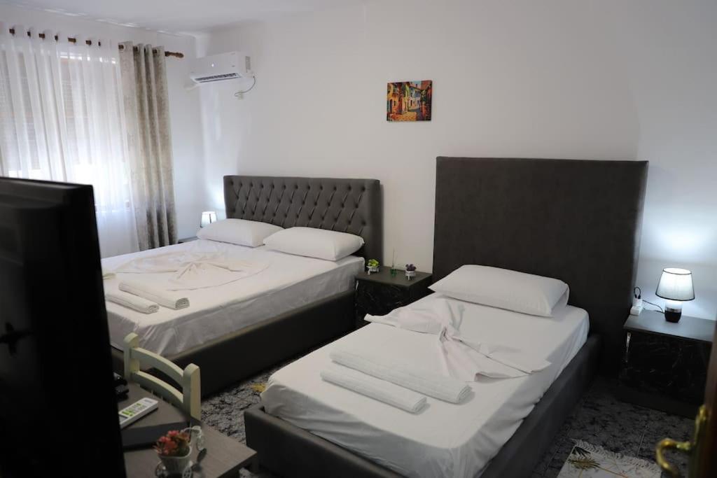 Blei & Dei Apartment Μπεράτ Εξωτερικό φωτογραφία